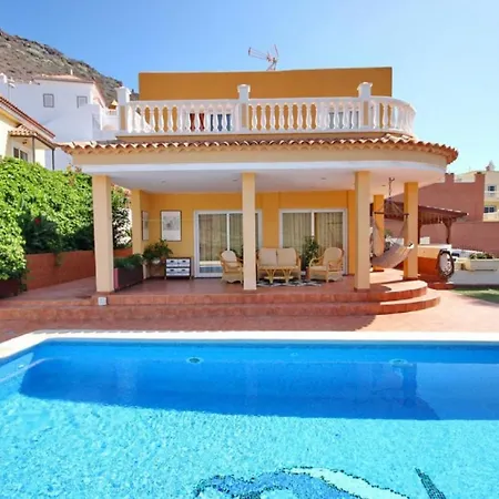 Beautiful Villa In Tenerife فيلة